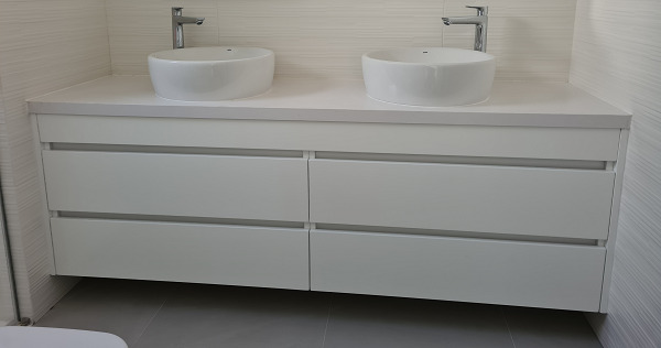 Baño 48
